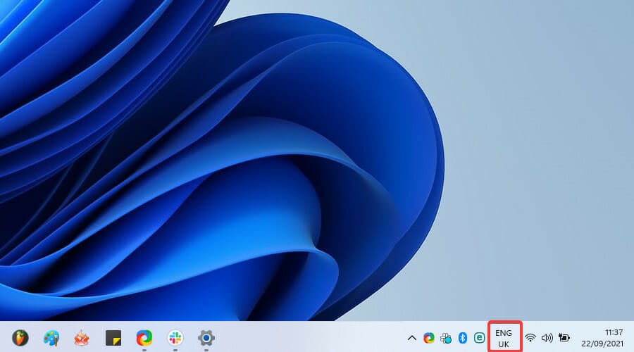 Индикатор языка на панели задач Windows 11