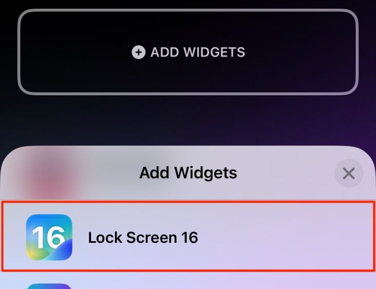 Выбор приложения Lock Screen 16 в списке виджетов