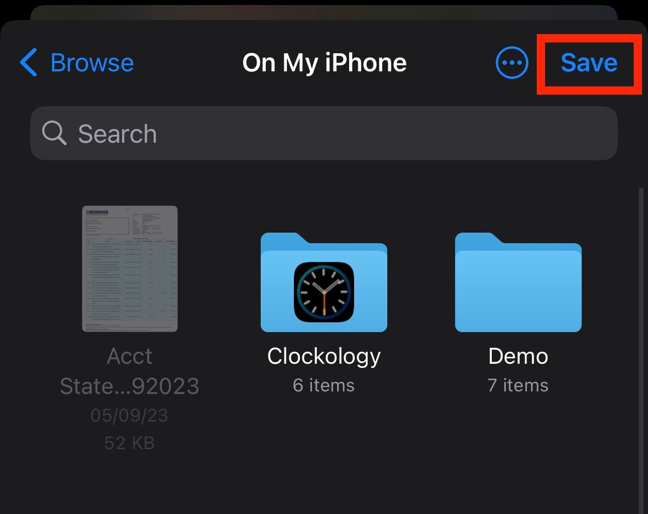 Сохранение фотографий в приложении «Файлы» на iPhone.