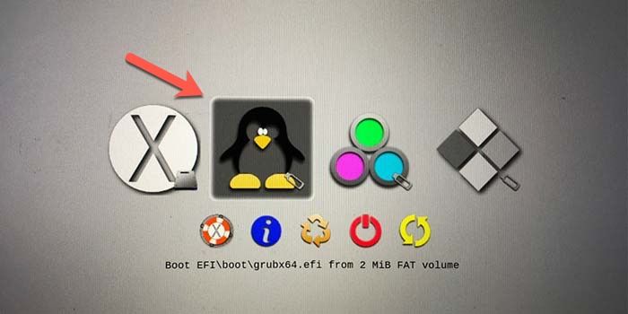 rEFInd с выбранной USB-флешкой для загрузки Ubuntu