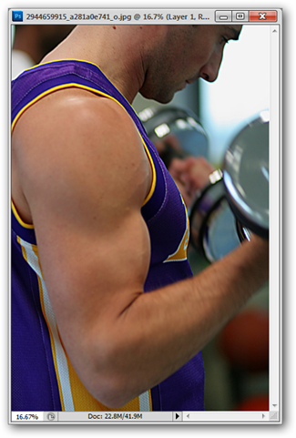 Исходные две картинки: фотография и изображение татуировки