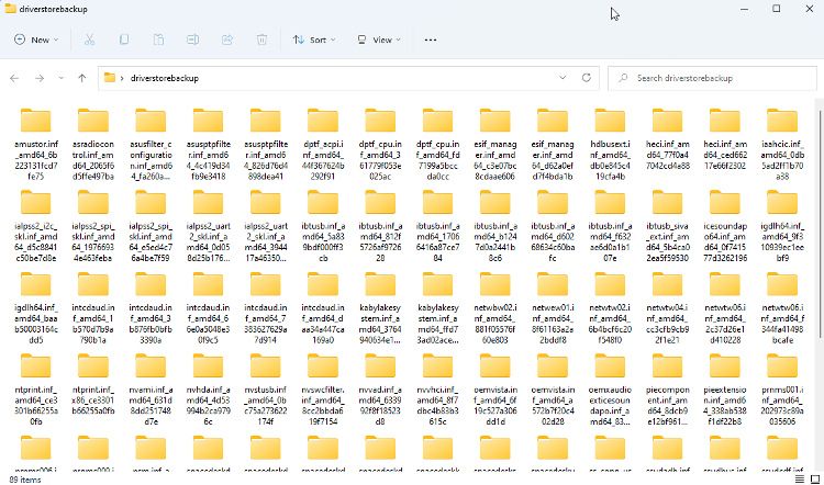 Папка на рабочем столе с экспортированными драйверами Windows