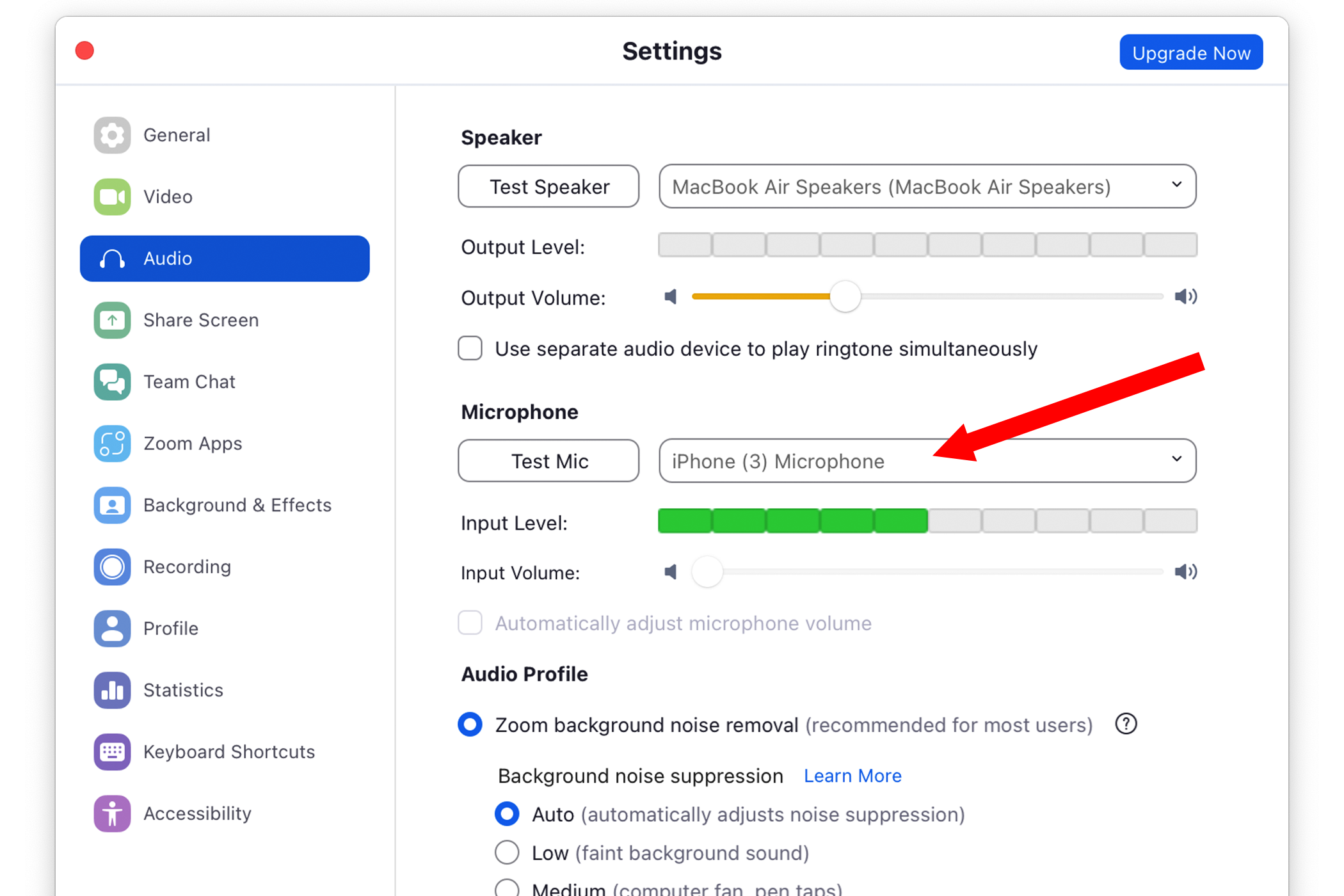 Выбор микрофона в приложении Zoom на macOS.