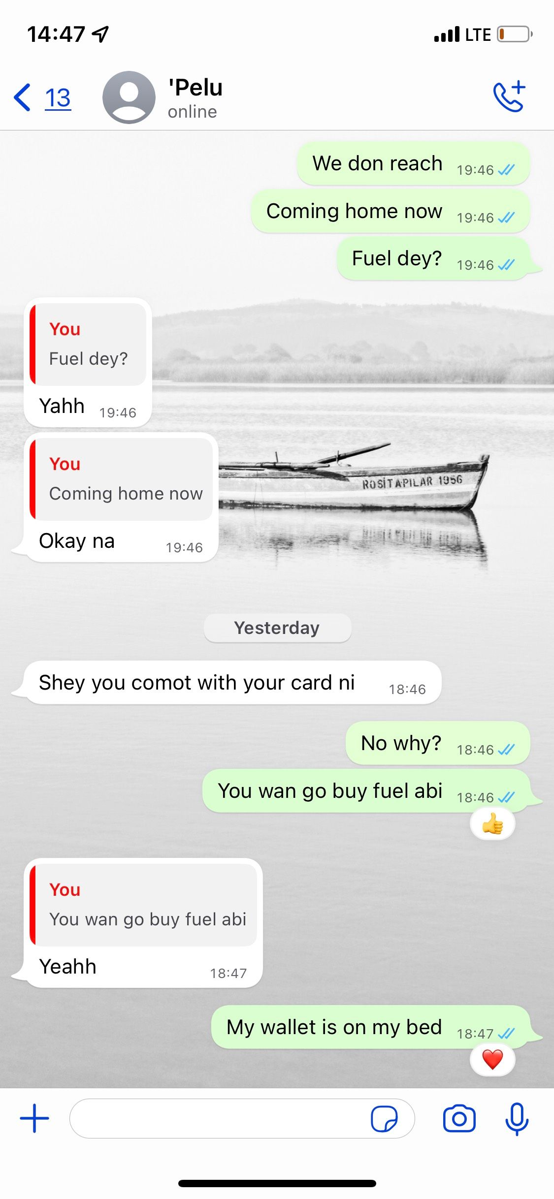 Пример реакции эмодзи в чате WhatsApp