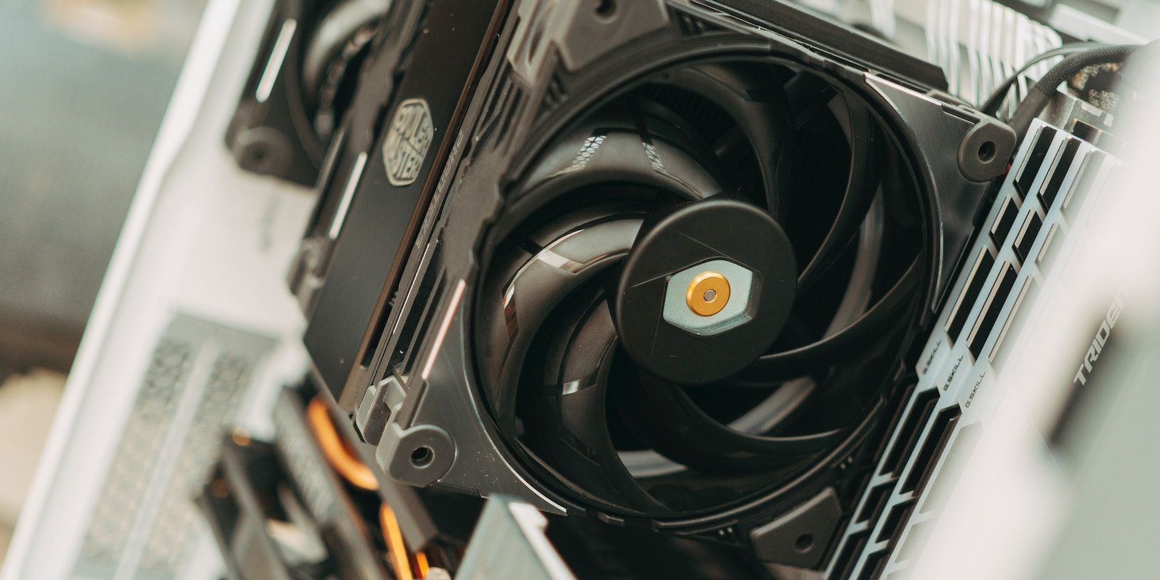 Вентилятор с температурным управлением без MCU