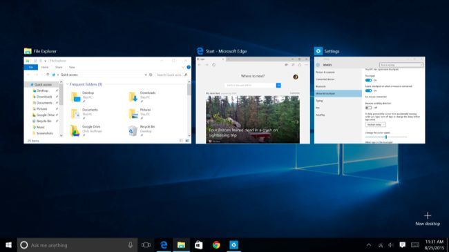 Drei-Finger-Geste auf einem Touchpad zur Anzeige von Task View