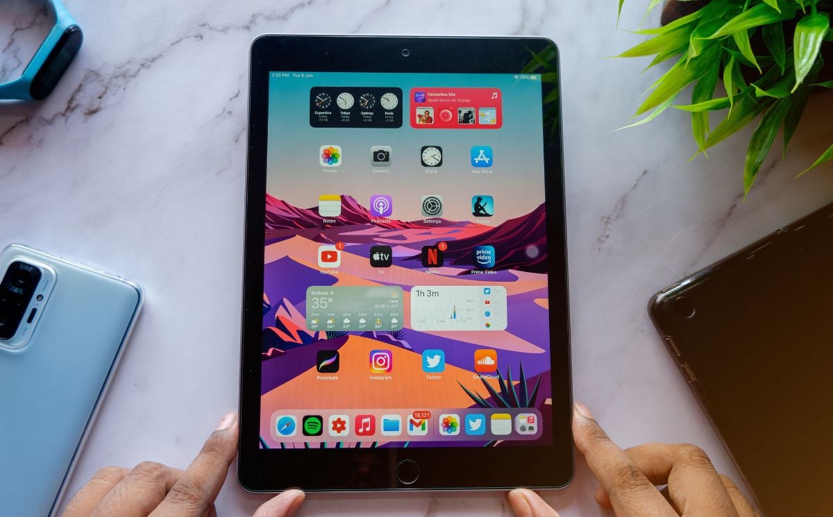 Несколько домашних экранов на iPad