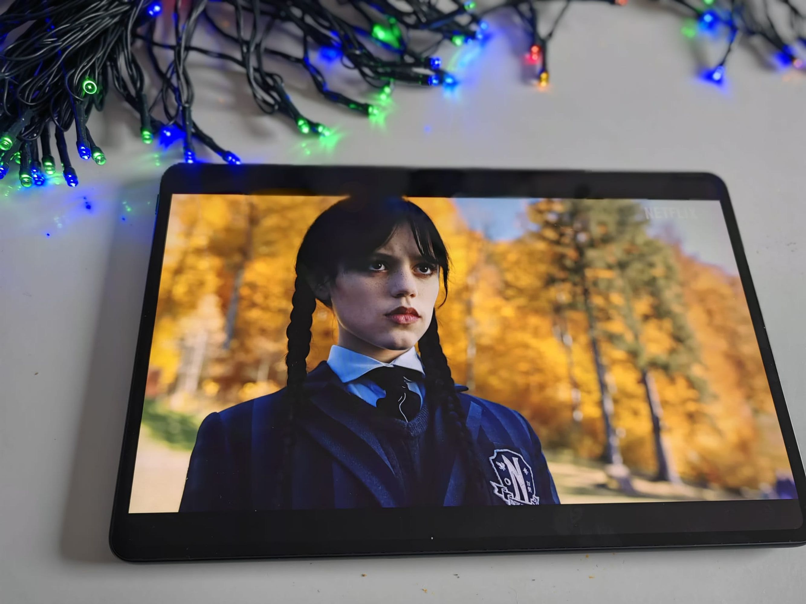 Скорость воспроизведения Netflix: как менять и зачем