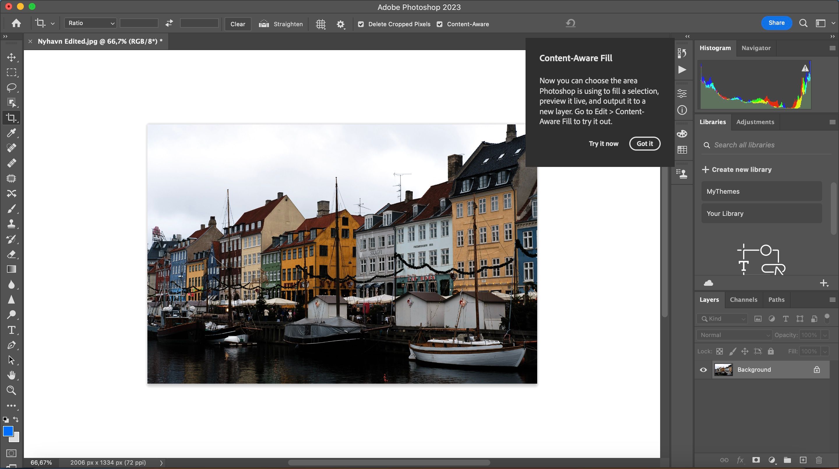 Опция «Content-Aware» (учёт содержимого) в панели настроек кадрирования Photoshop