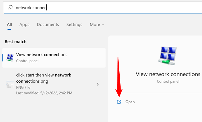 Поиск 'network connections' для открытия настроек сетевых адаптеров.