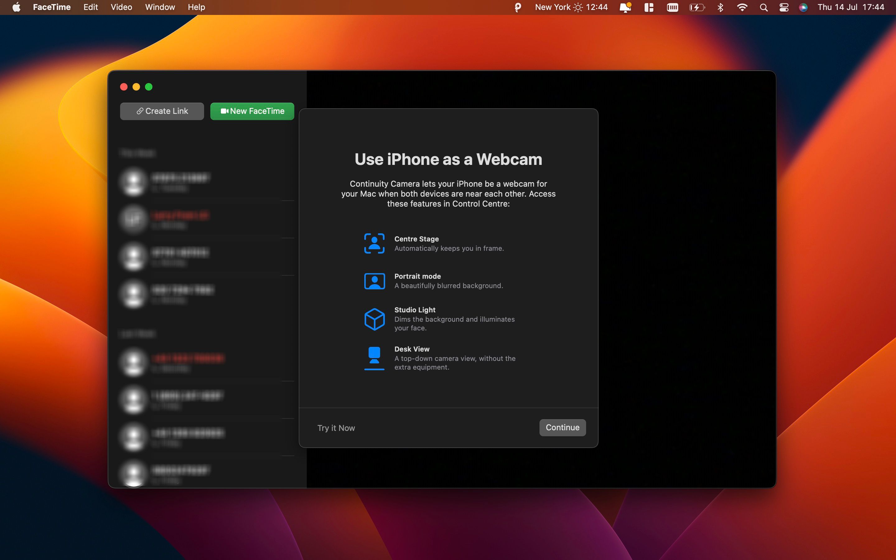 Экран приветствия Continuity Camera на iPhone и примечание о подключении