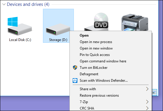Контекстное меню диска с добавленным пунктом Defragment