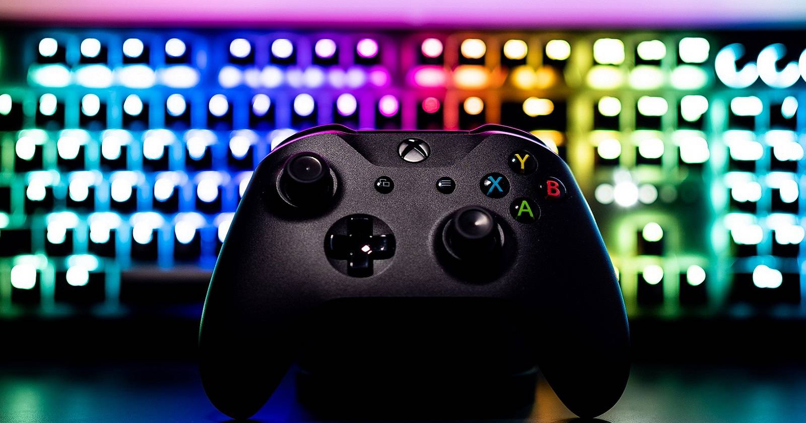 Xbox контроллер и клавиатура ПК