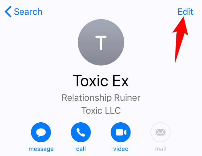 Нажмите «Изменить» в правом верхнем углу.