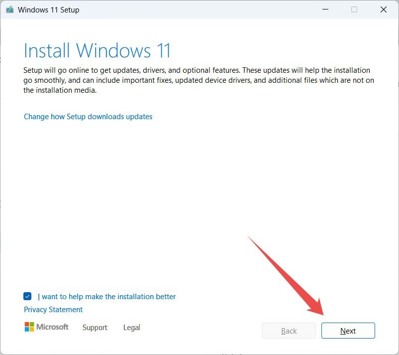 Главный экран мастера установки Windows 11