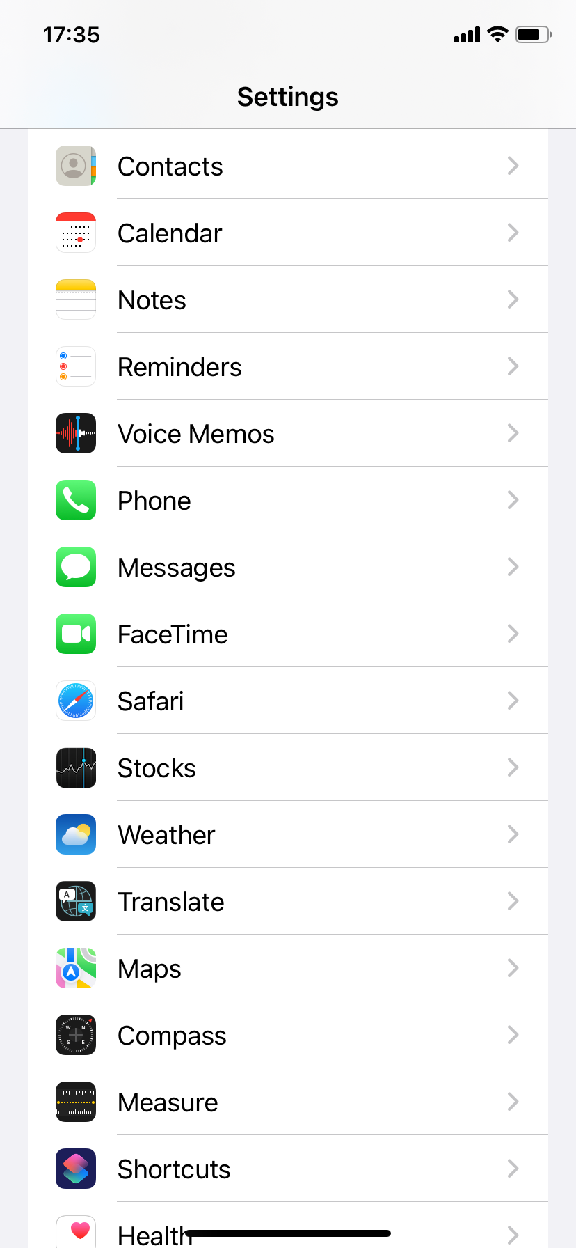 Экран «Настройки» на iPhone
