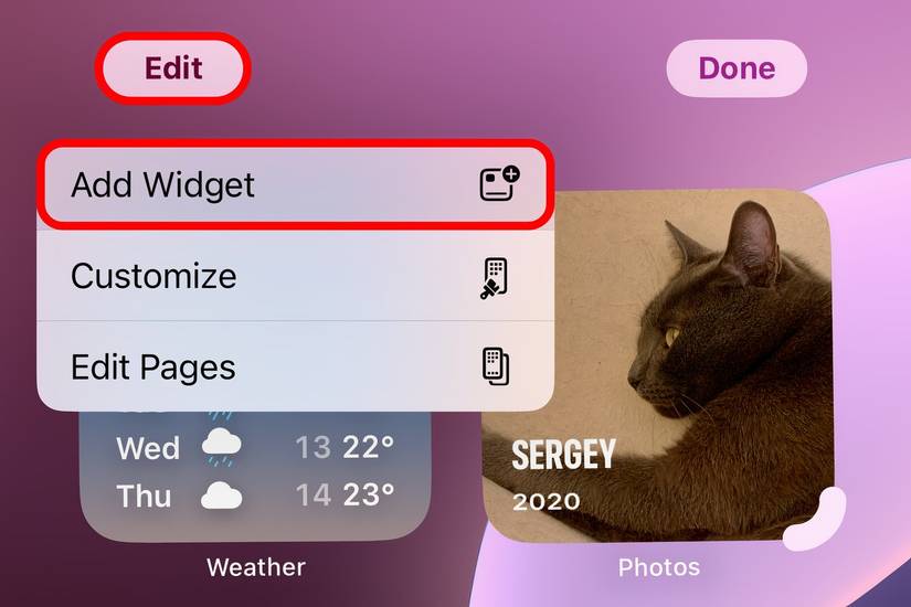 Primo piano della schermata Home dell'iPhone con il pulsante Modifica annotato nell'angolo in alto a sinistra e l'opzione Aggiungi widget nel menu.