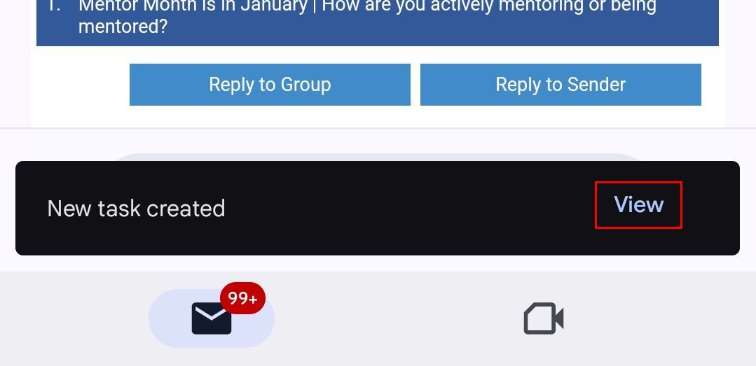 Всплывающее окно с кнопкой 'Просмотреть' для перехода к новой задаче.