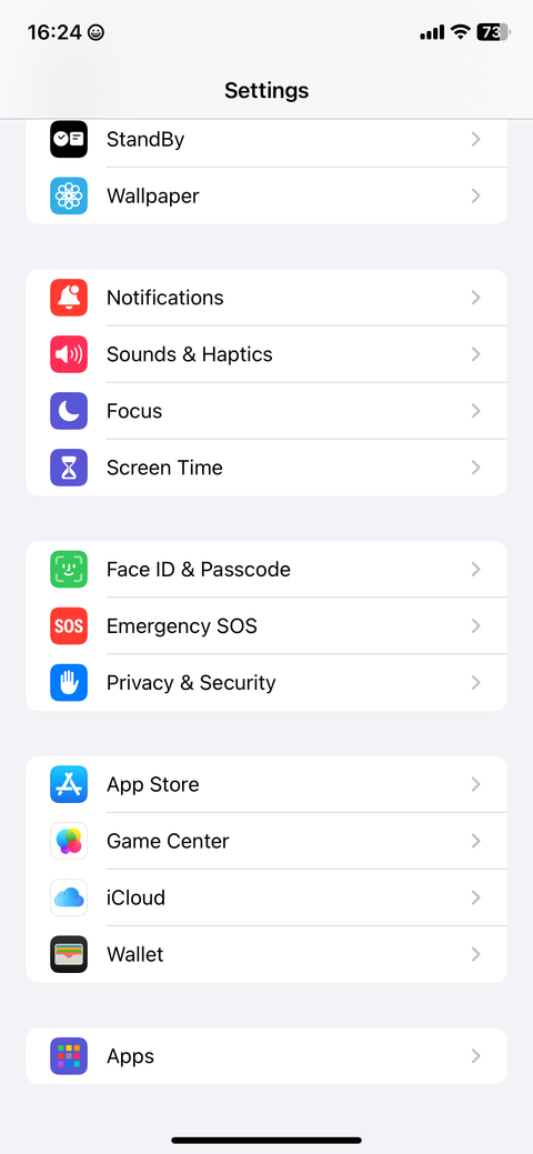 Опция Приложения в настройках iPhone