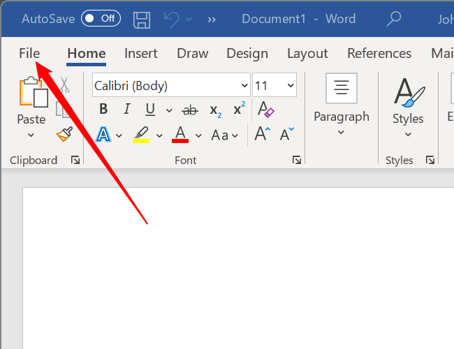 Нажмите «Файл» в левом верхнем углу.