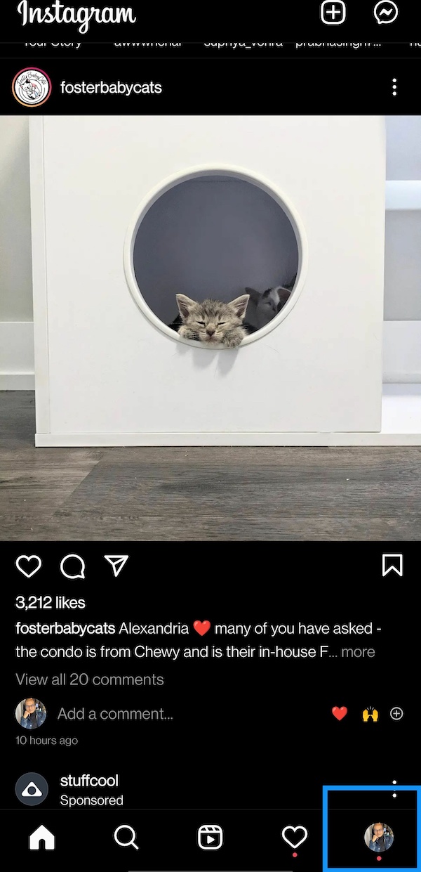 профиль Instagram на мобильном экране