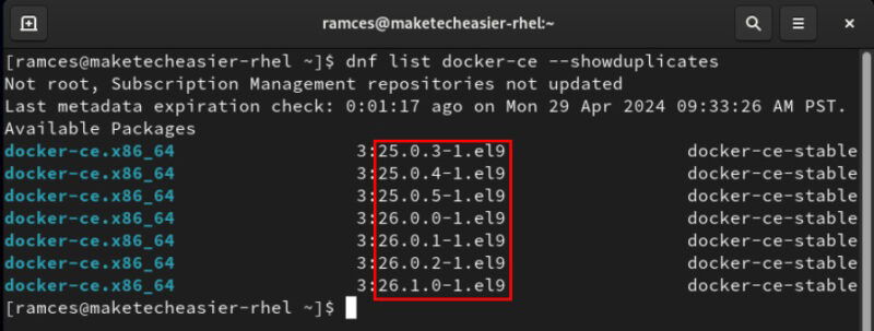 Терминал, показывающий доступные версии Docker в RHEL.
