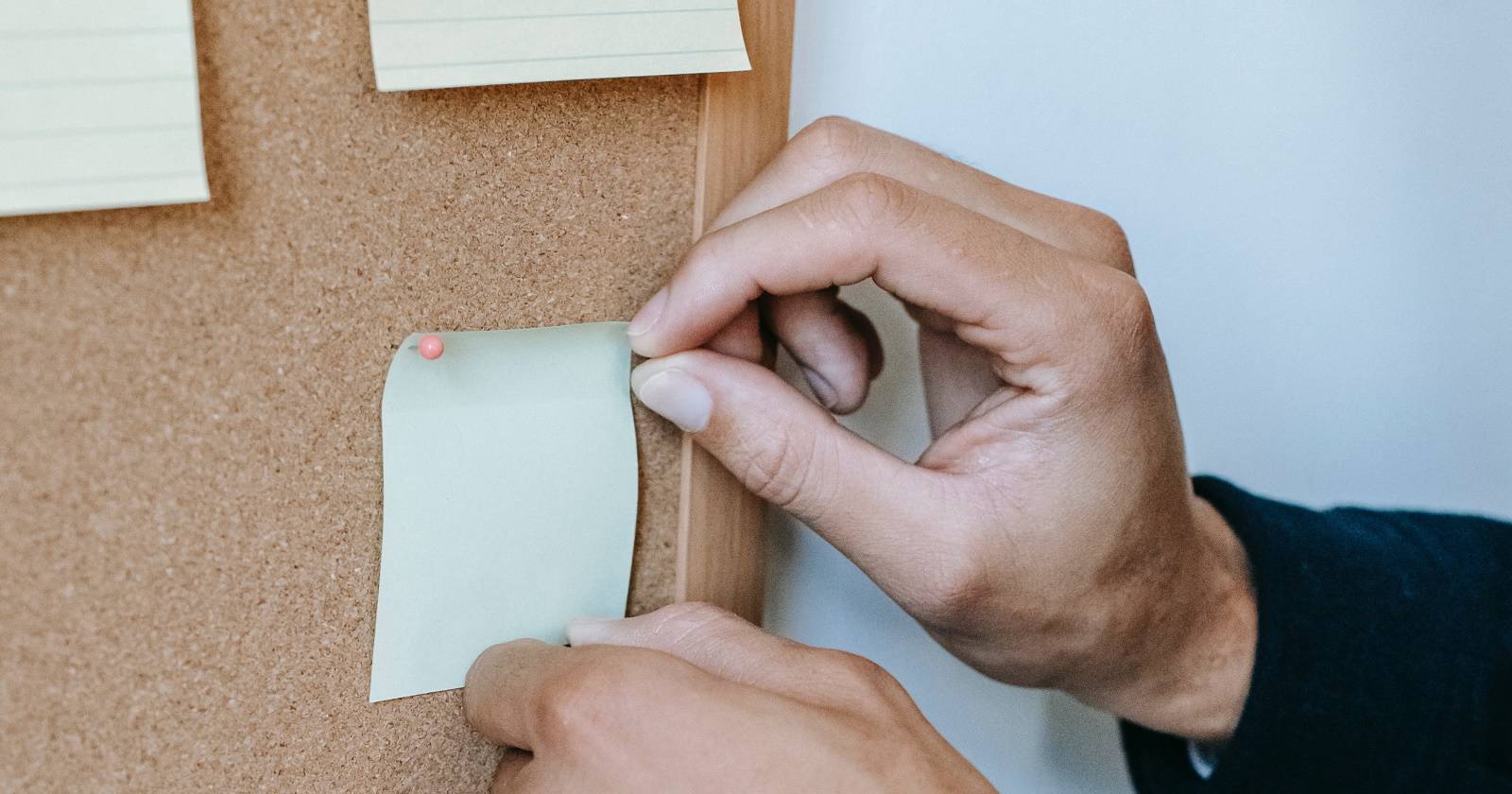 Винтажная электронная доска объявлений BBS