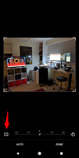 Инструменты кадрирования и поворота с предустановками соотношений сторон