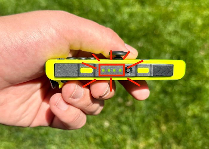 Два Joy‑Con, готовые к спариванию