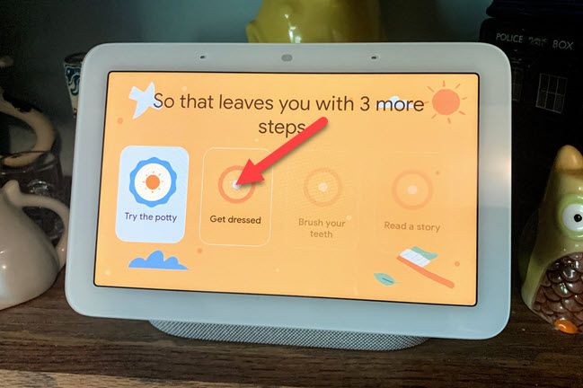 Отметка выполненных пунктов на умном дисплее.