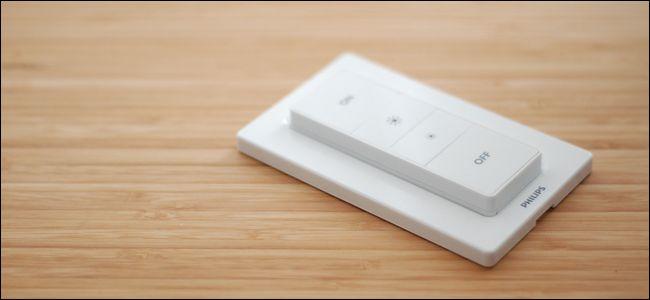 Hue Dimmer Switch на белом фоне