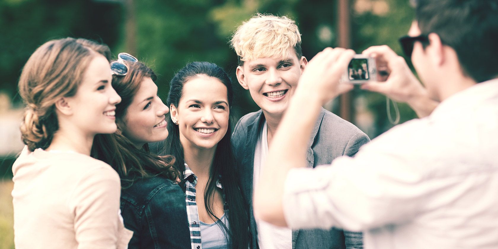 Как снимать групповые фото — полное руководство