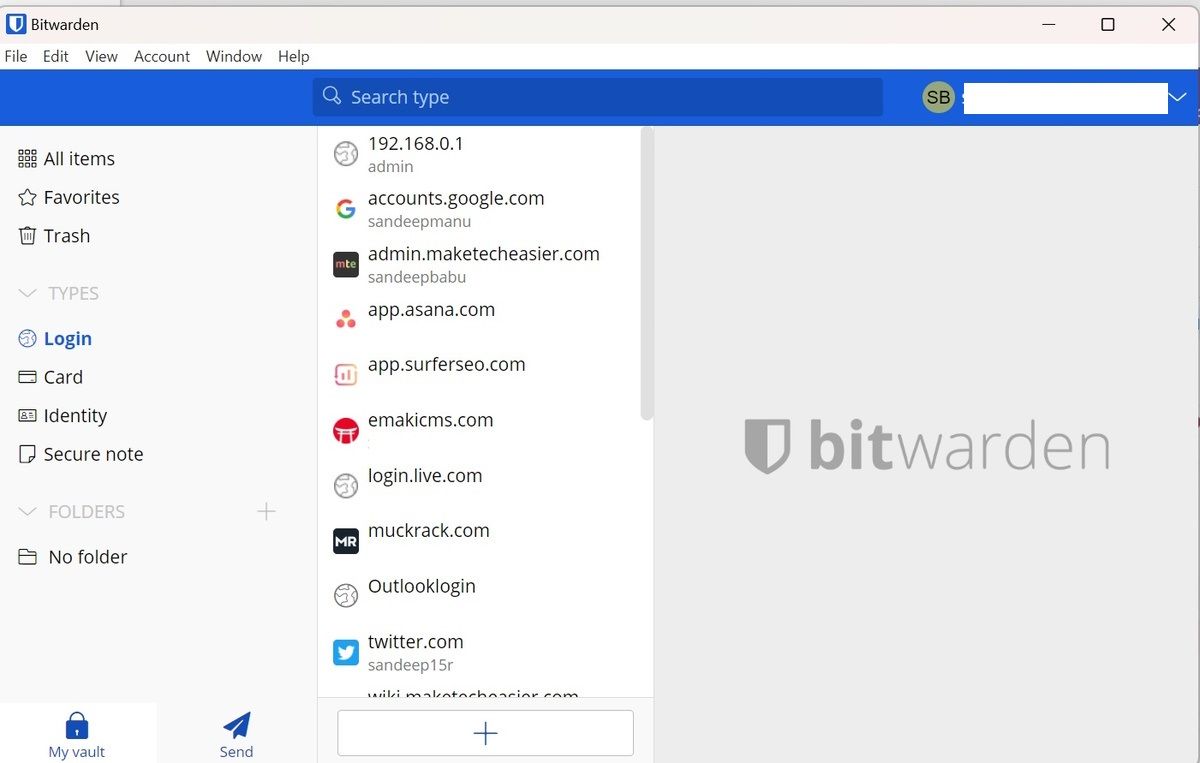 Интерфейс Bitwarden с подсвеченной кнопкой создания защищённой заметки
