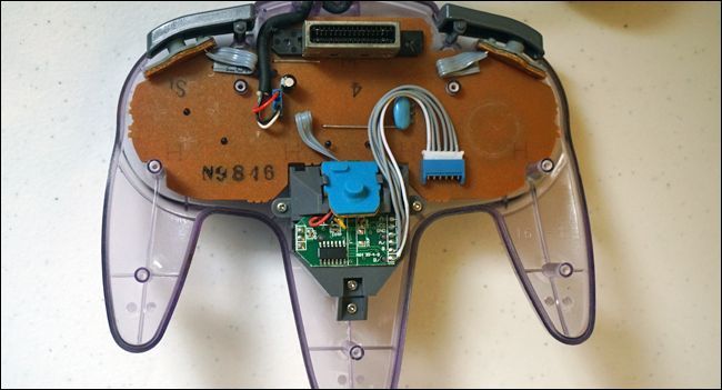 Внутреннее устройство контроллера, PCB и элементы управления