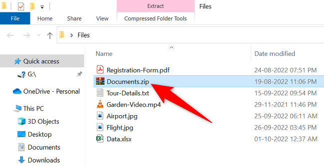 Нажмите первый файл в списке.