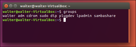 терминал с выводом команды groups