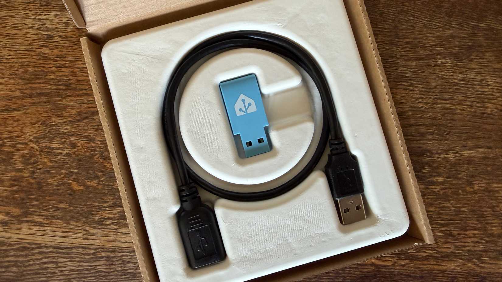 Home Assistant Connect в коробке.