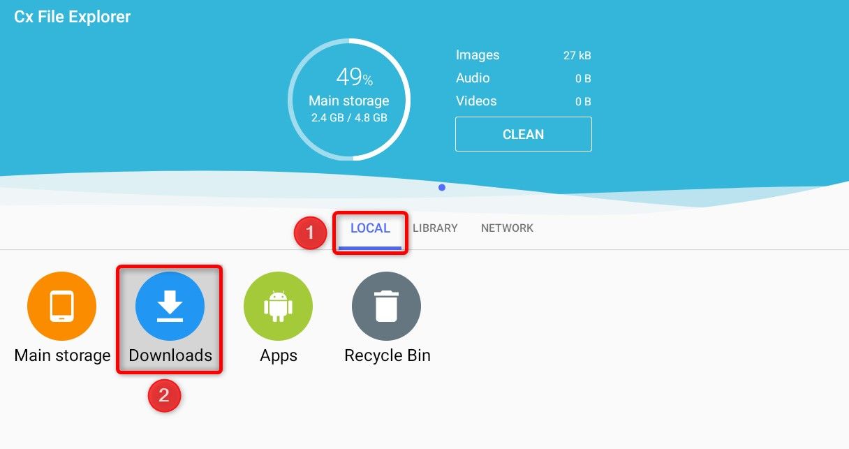 Вкладка 'Локально' и 'Загрузки' выделены в Cx File Explorer.