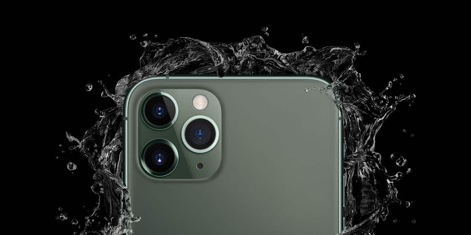 Демонстрация корпуса iPhone и расположения решётки динамика