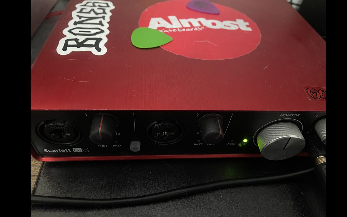 Аудиоинтерфейс Focusrite Scarlett 6i6
