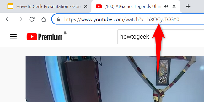 Скопируйте ссылку на видео YouTube из адресной строки.