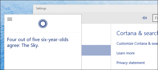 Кортана показывает короткую забавную реплику при приветствии