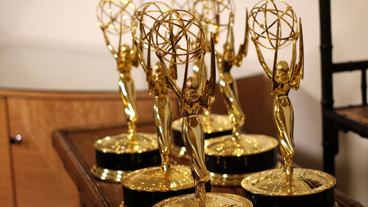 Где смотреть номинантов Emmy 2021 — комедии