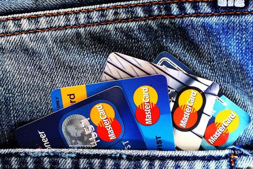 Как использовать валюты в Revolut за границей