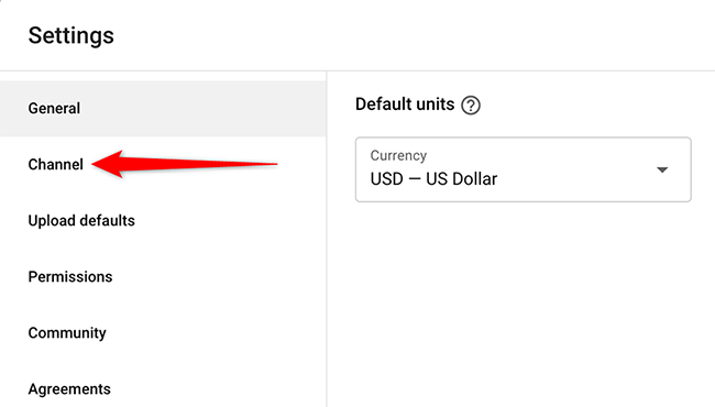 Выберите «Канал» в окне Настройки YouTube Studio