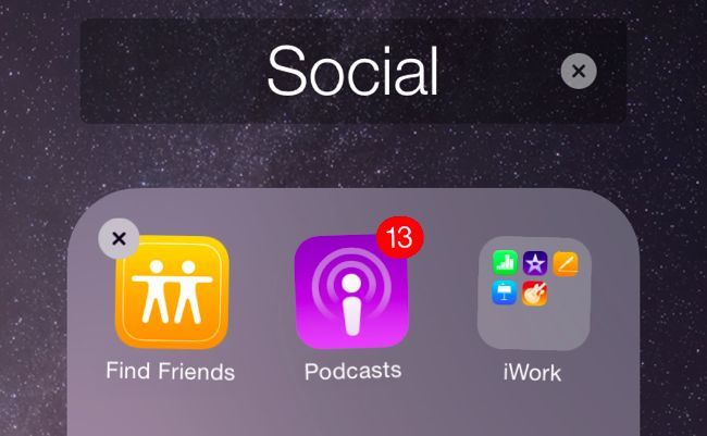 Изображение: вложенная папка в iOS для скрытия приложений