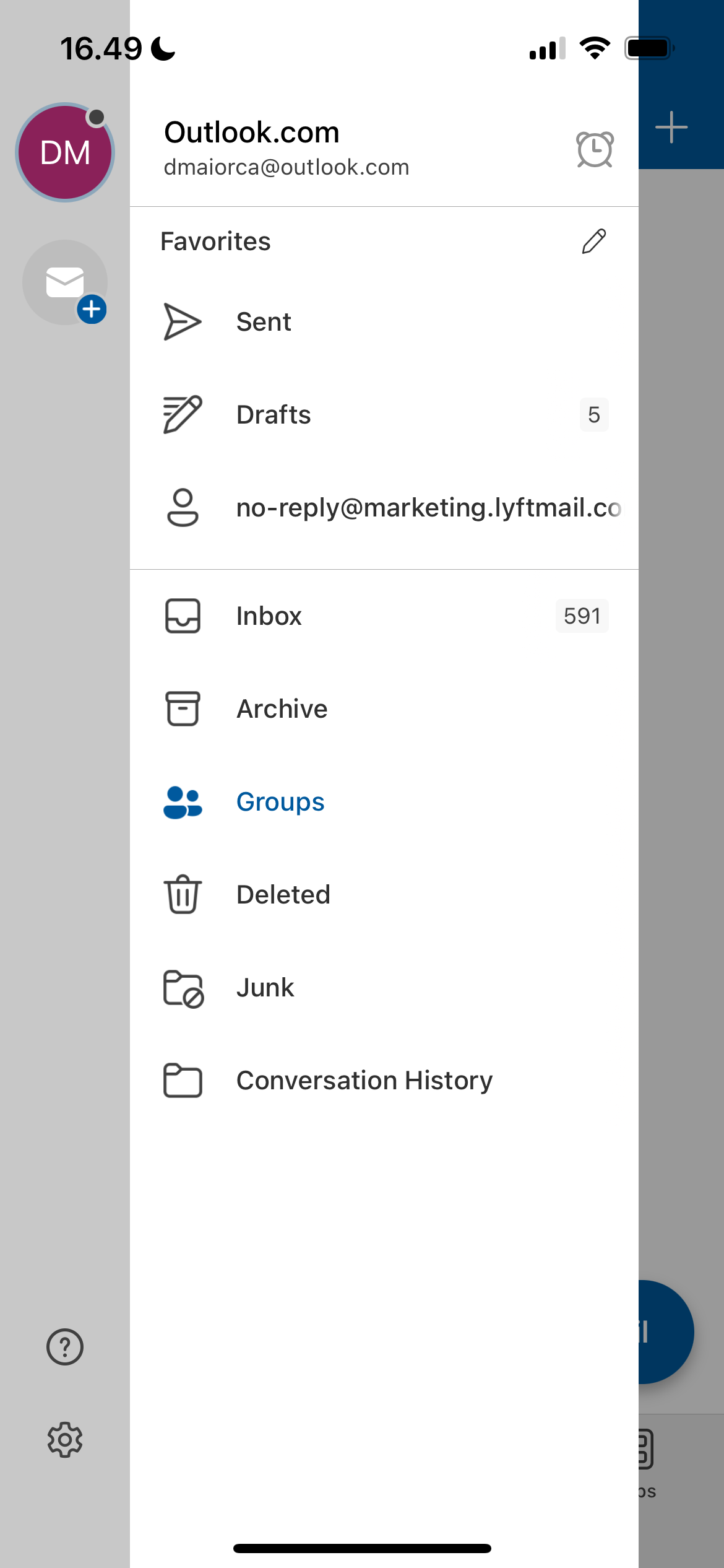 Change the sidebar on Outlook for mobile