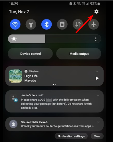 Экран настроек Samsung, пункт Software update выделен
