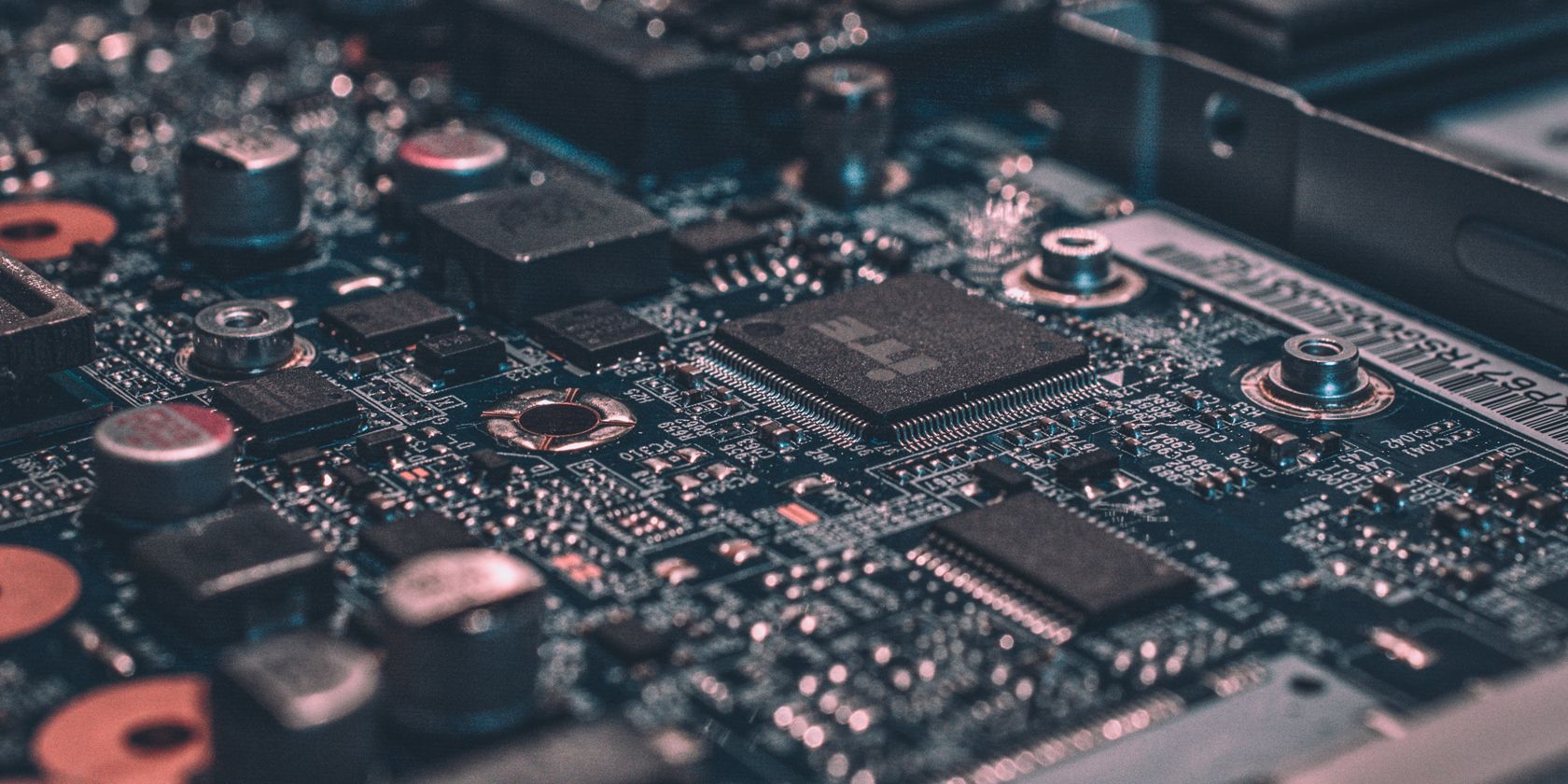 Как выбрать материнскую плату для ПК