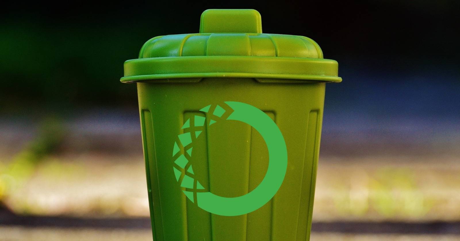 Корзина для мусора на столе Mac, символ удаления программ и файлов.